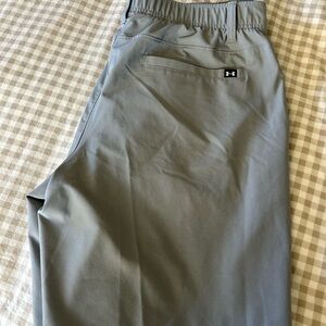 Under Armour Men's Gray Shorts